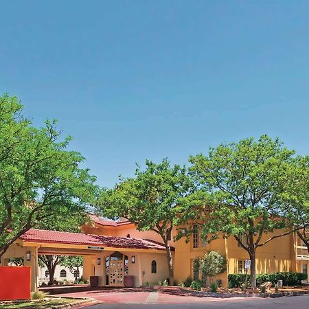 Baymont By Wyndham Lubbock - Downtown Civic Center Otel Dış mekan fotoğraf