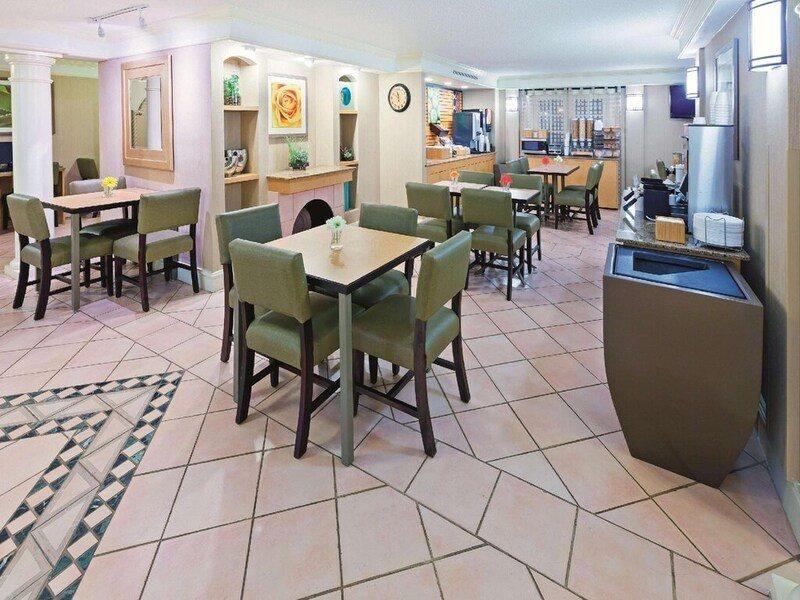 Baymont By Wyndham Lubbock - Downtown Civic Center Otel Dış mekan fotoğraf