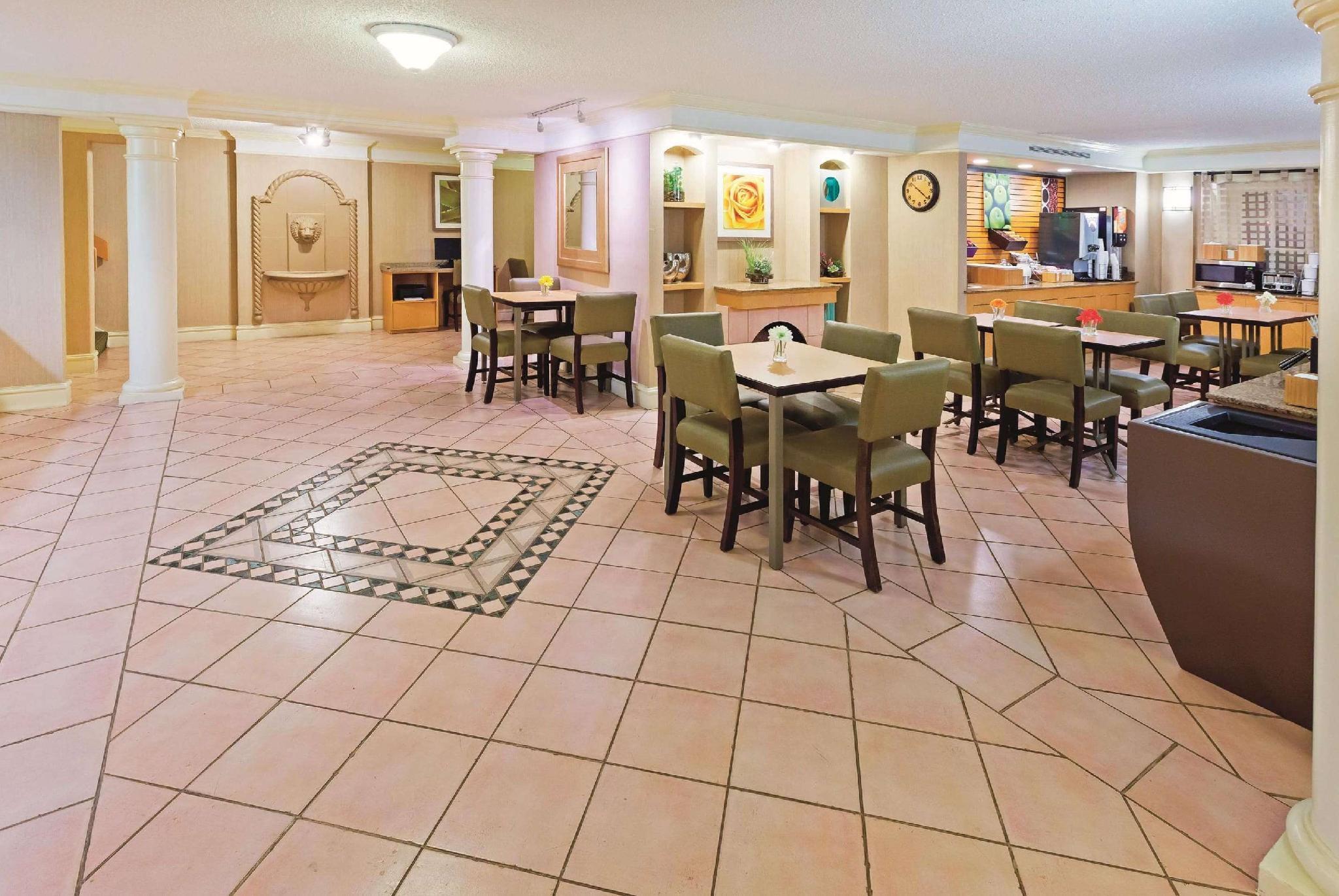 Baymont By Wyndham Lubbock - Downtown Civic Center Otel Dış mekan fotoğraf
