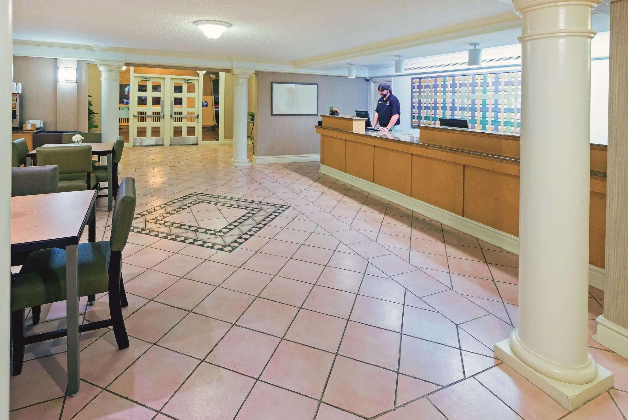 Baymont By Wyndham Lubbock - Downtown Civic Center Otel Dış mekan fotoğraf
